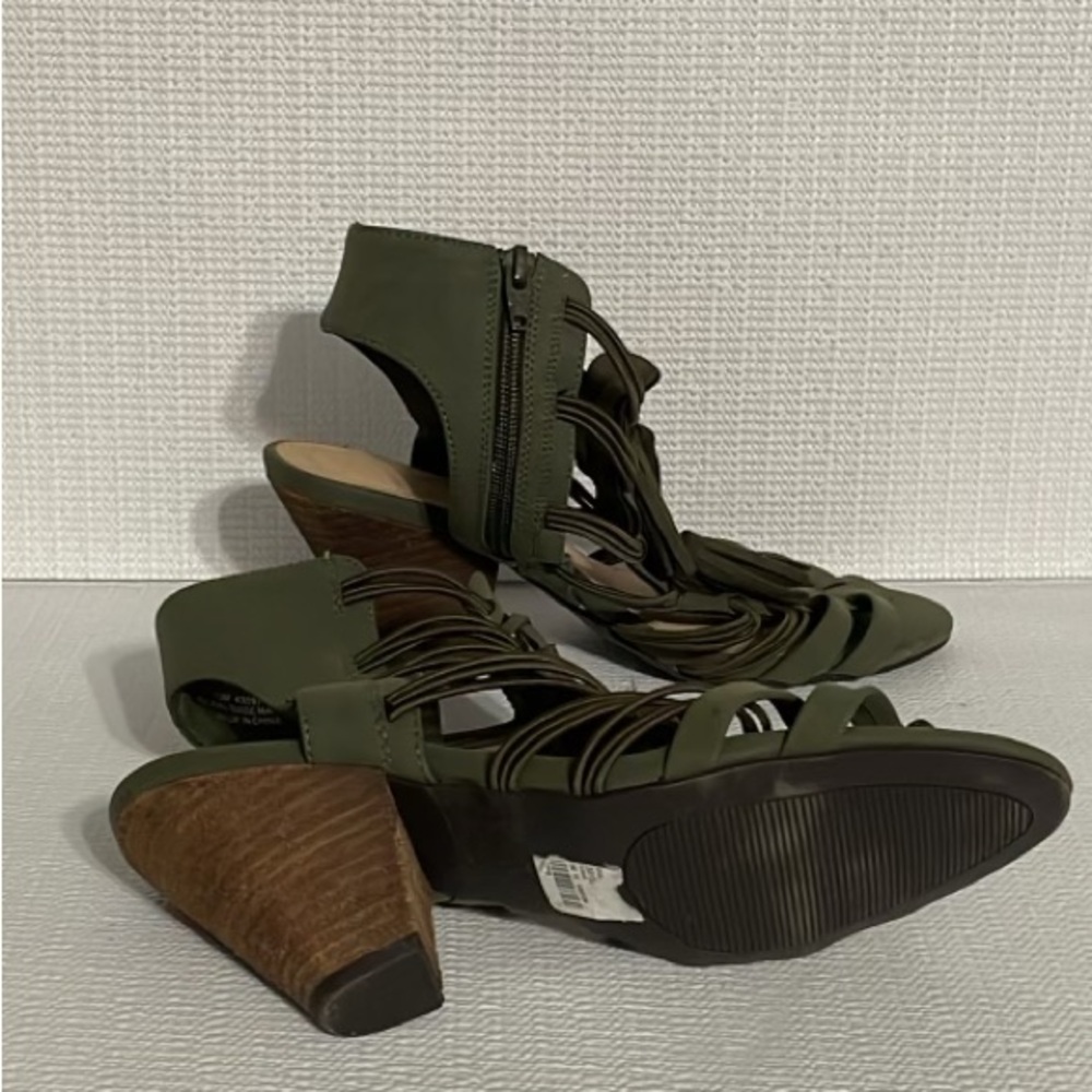 C confort 1946 chunky heels sandals ,size 10 - Picture 7 of 11